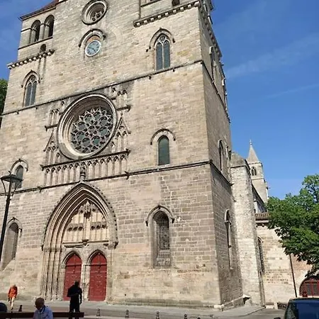 Au 2b 46 Ravissant Duplex Apartment